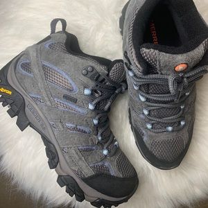 Women’s Moab 2 Mid Waterproof